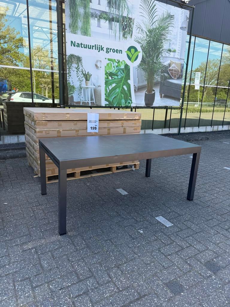 Uitschuifbare buitentafel Lesli Living 180-220cm nieuw, Tuin en Terras, Tuintafels, Ophalen, -, -, -