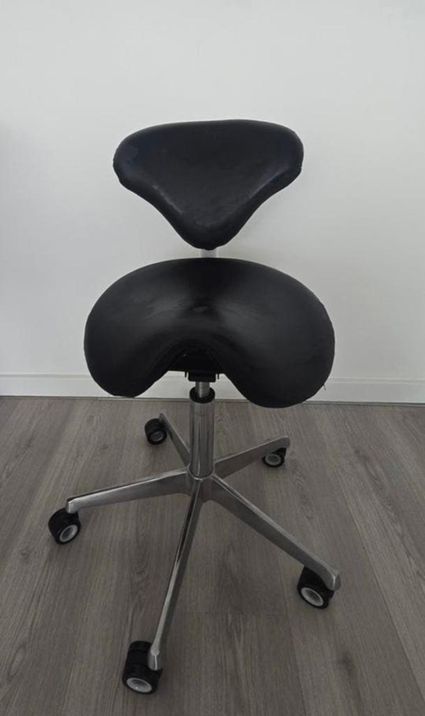 Splinternieuw Ergonomische werkstoel / zadelstoel pedicure, Huis en Inrichting, Ophalen of Verzenden, Zwart, Bureaukruk