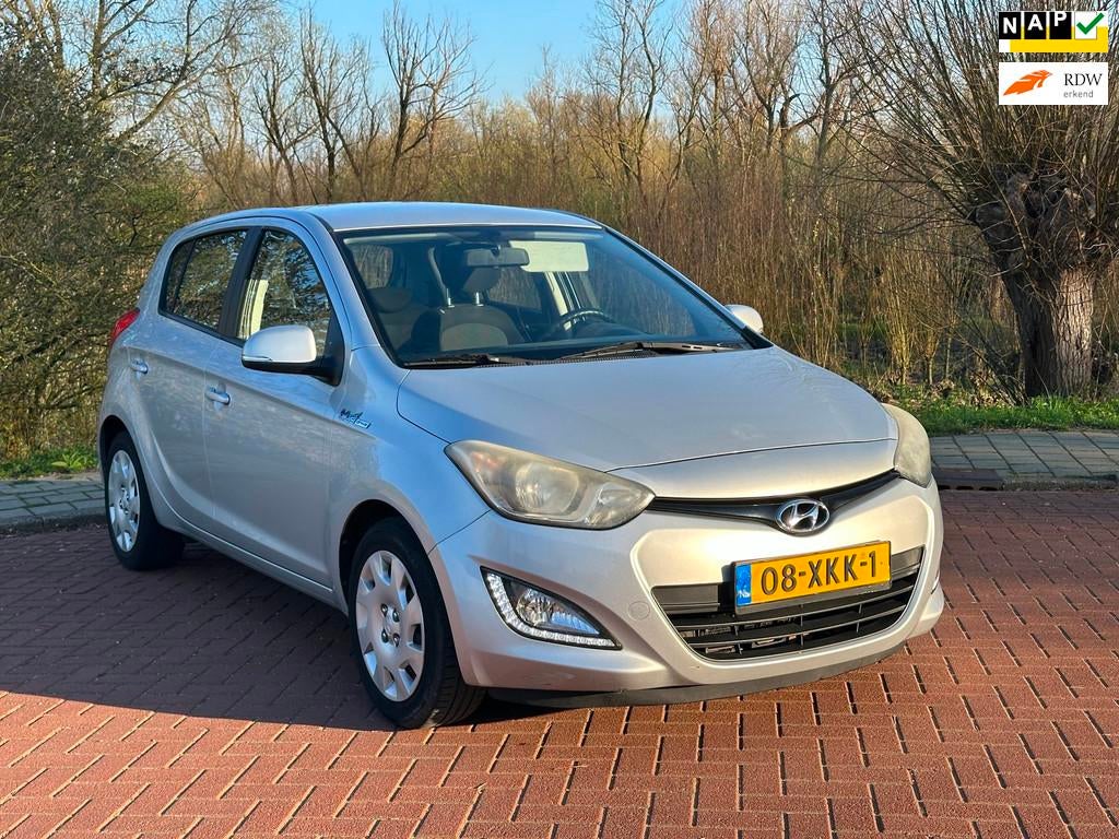 Hyundai I20 1.2i i-Motion Airco/Nap/Clima, Euro 5, 31 €/maand, 4 cilinders, Origineel Nederlands