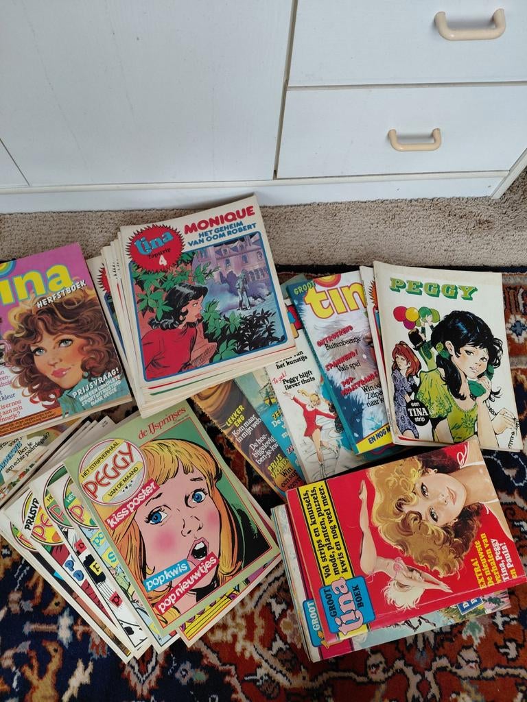 Tina stripboeken jaren 70/80, Boeken, Meerdere stripboeken, Ophalen, Gelezen