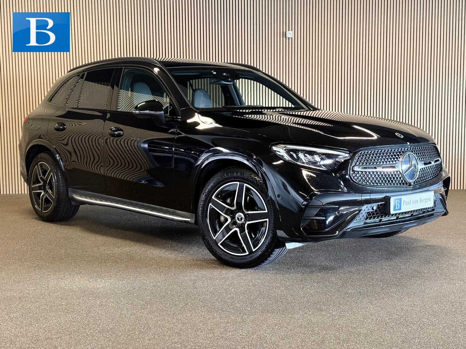 Mercedes-Benz GLC 200 4-Matic AMG STYLING-PANORAMADAK-TREKHA, Auto's, Automaat, Gebruikt, 4 cilinders, Zwart