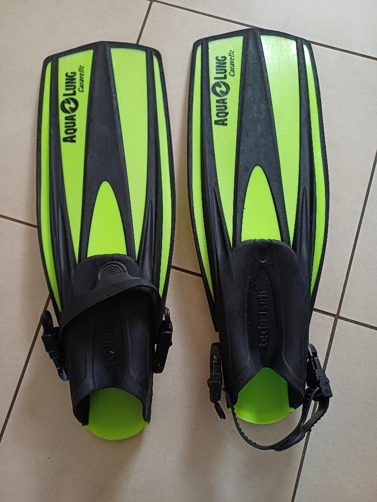 vinnen merk AquaLung, maat M/L, Watersport en Boten, Duiken, Ophalen, Gebruikt, Zwem- of Duikvliezen