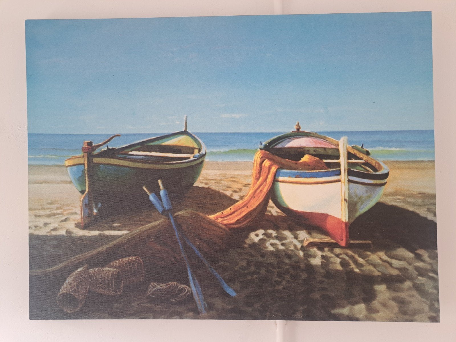 Print op doek. Twee sloepen op het strand, Antiek en Kunst, Kunst | Schilderijen | Klassiek, Ophalen of Verzenden
