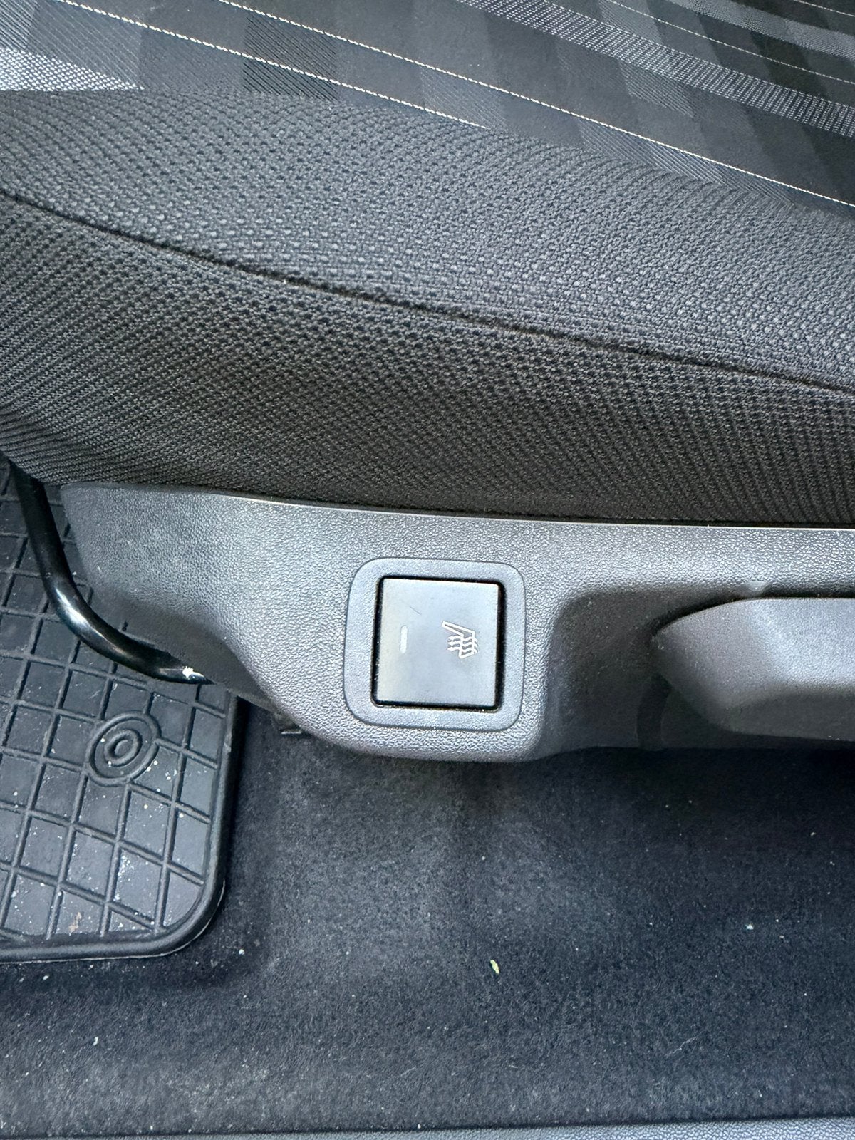 Foto 17 van Peugeot 108 1.0 E-vti 72pk 5D 2019 Grijs Cabrio Top Staat!