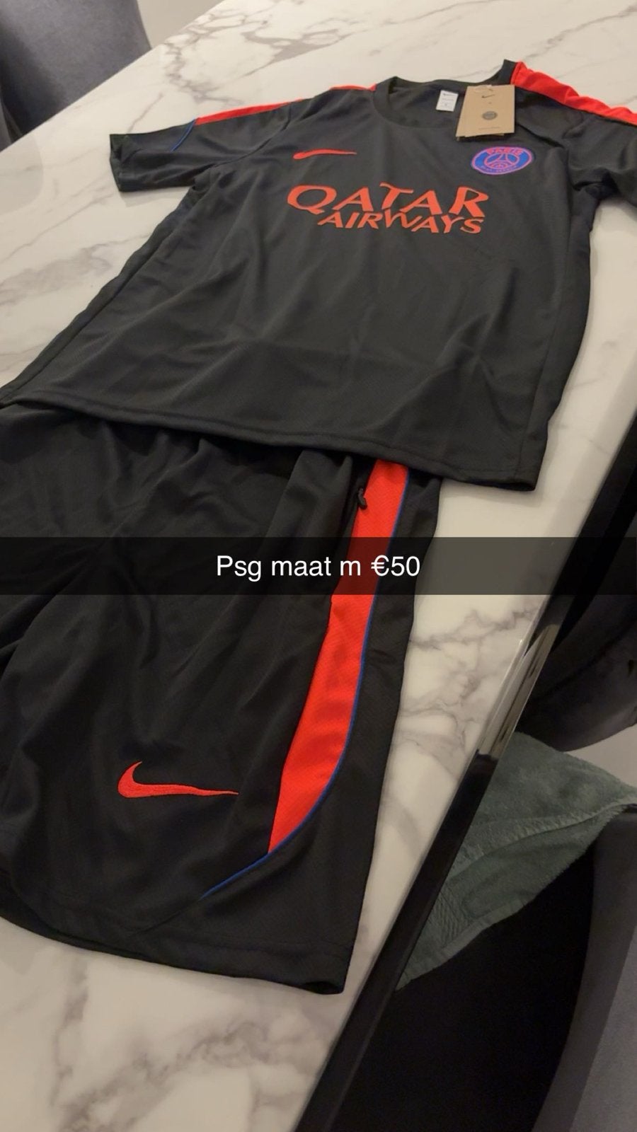 PSG Trainingspak Maat M - Nieuw met kaartjes, Ophalen, Nieuw, Zwart, Overige typen