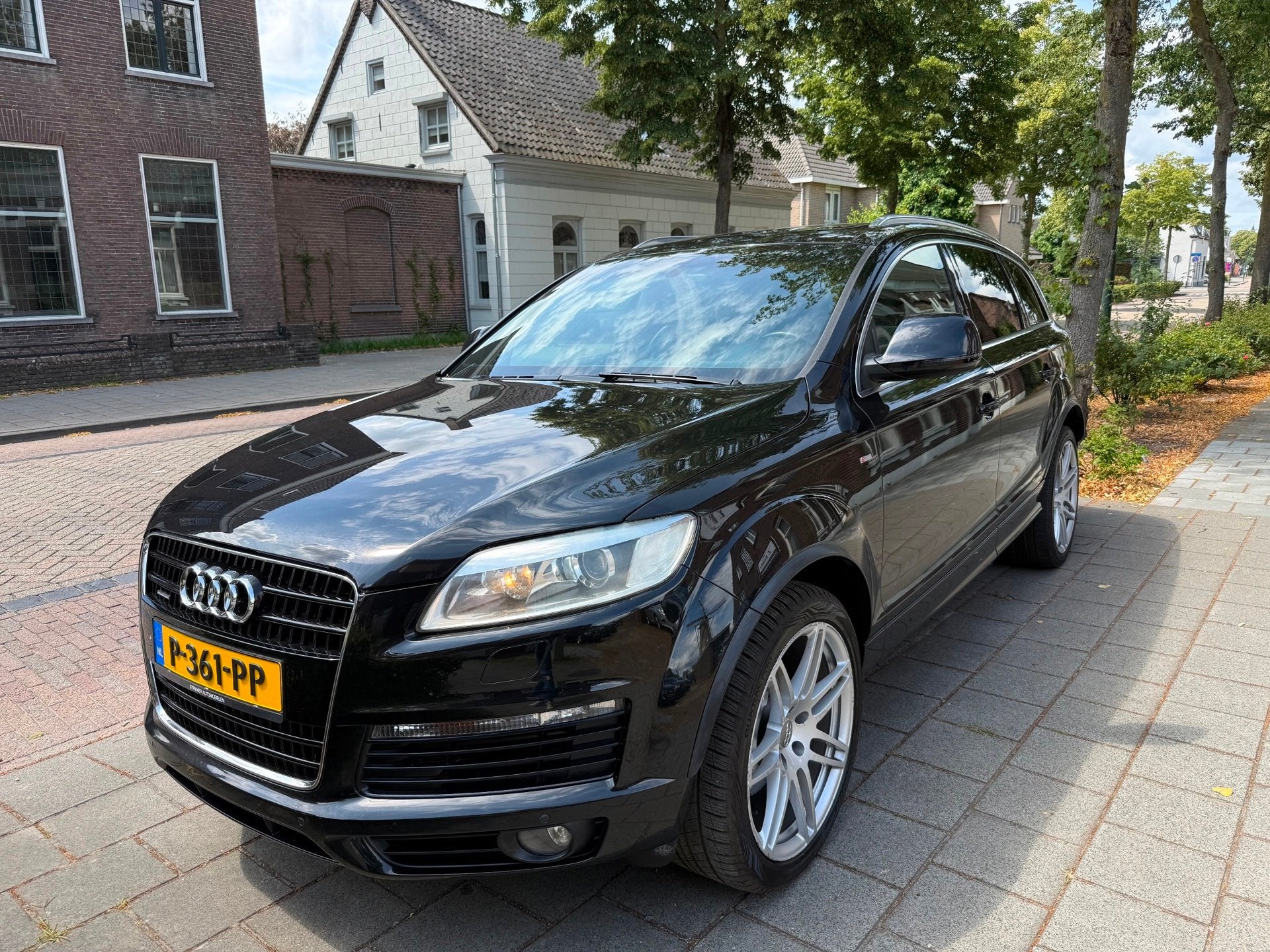 Audi Q7 4.2 FSI quattro 5+2 PANO ADAPTIEF COURSE LUCHTVERING, Auto's, Audi, Automaat, Dealer onderhouden, Gebruikt, 2245 kg