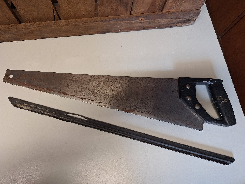 Oude handzaag met beschermhoes, Tuin en Terras, Ophalen, Gebruikt, Handzaag