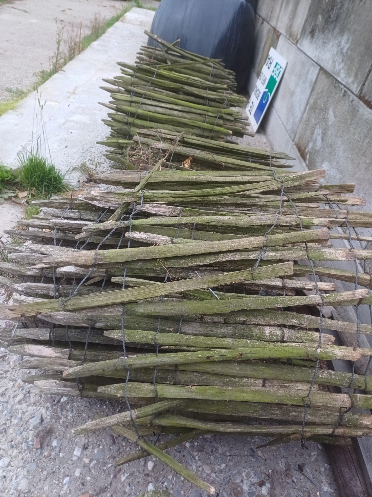 Kastanje hout paaltjes, Tuin en Terras, Ophalen, Hout, Minder dan 3 meter