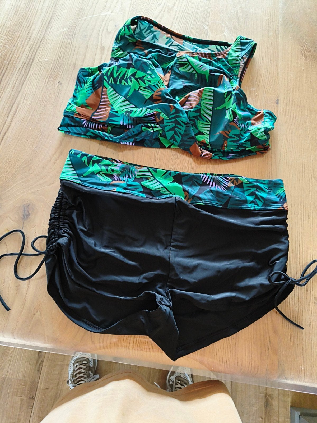 2x verschillende bikinisets Maat 54, Kleding | Dames, Meerkleurig, Ophalen of Verzenden, Bikini, Onbekend