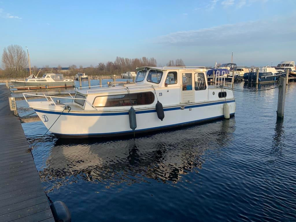 Te koop mooie klassieke handson cruiser met onderhoud, Watersport en Boten, Motorboten en Motorjachten, Ophalen, Gebruikt, Staal