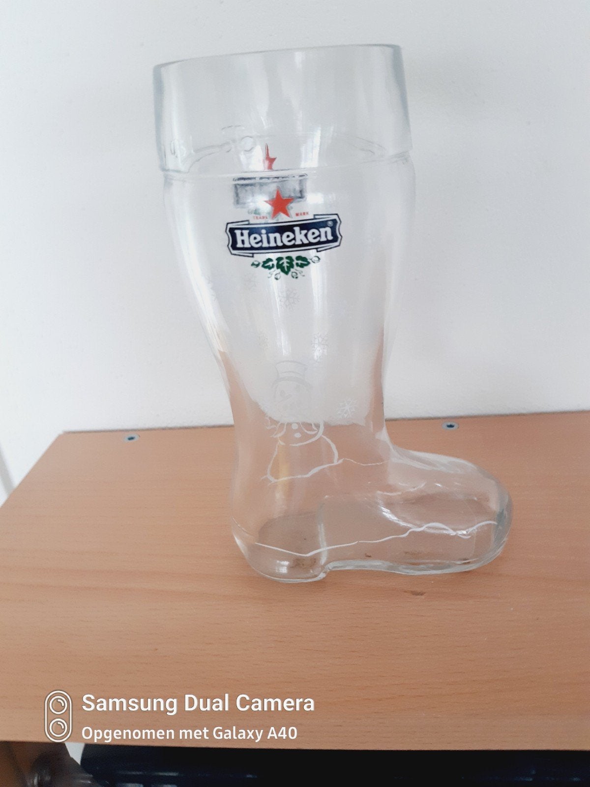 Mooie Heineken bierlaars met sneeuw pop er op, Verzamelen, Ophalen of Verzenden, Zo goed als nieuw, Glas of Glazen, Heineken