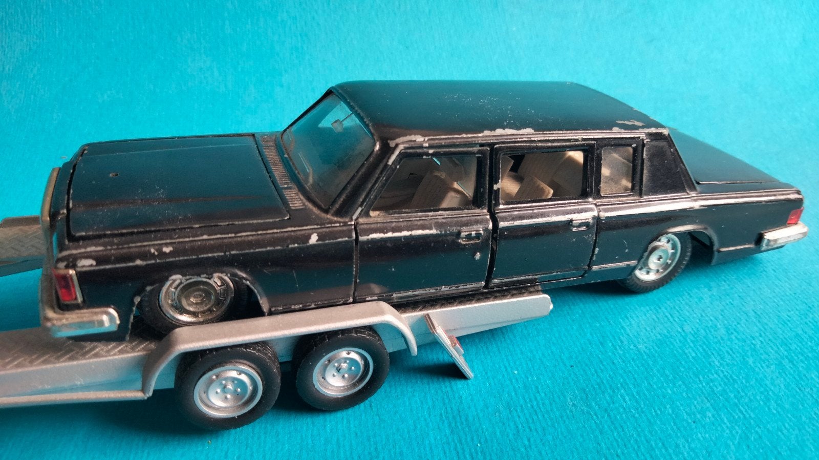 ZIL-115 Limousine modelauto 1:43 - Made in USSR, Ophalen of Verzenden, Gebruikt, Auto, Overige merken