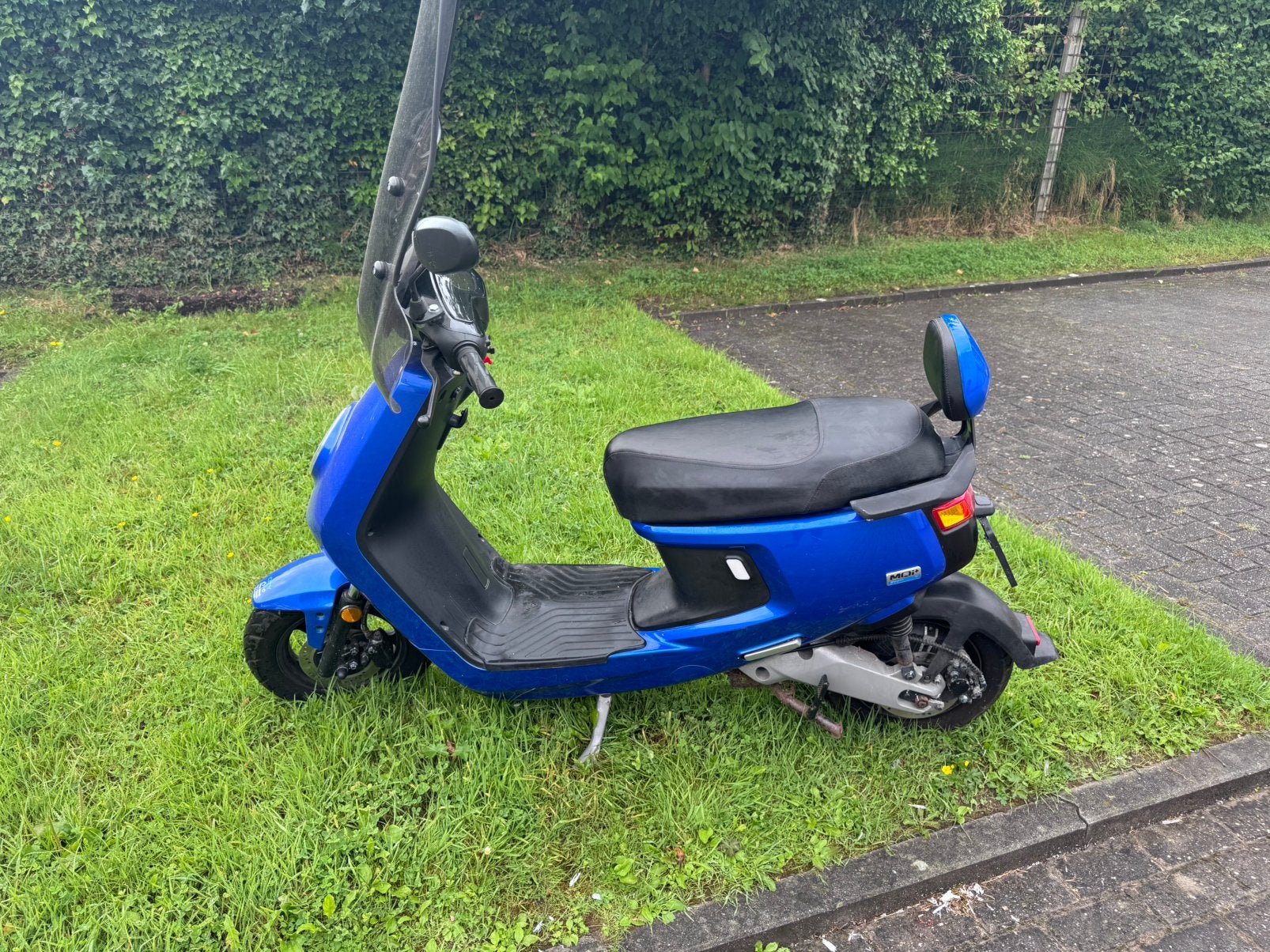 NIU NQi Sport 2020 scooter | Goede accu|Windscherm| Rijklaar, Fietsen en Brommers, Snorfietsen en Snorscooters, Gebruikt, Elektrisch