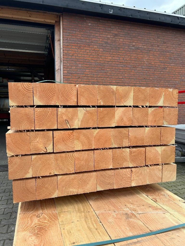 Douglas fijn bezaagd 120x120 | 12x12 | Palen Balken, Ophalen of Verzenden, Nieuw, 250 cm of meer, Balken