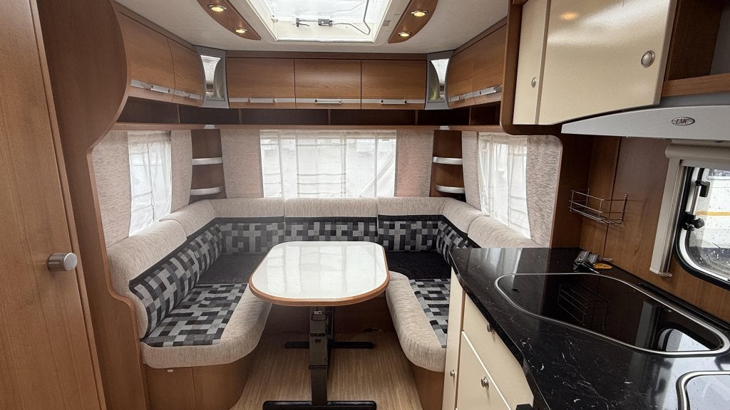 LMC Musica 470 D bouwjaar 2012, Caravans en Kamperen, Rondzit, Bedrijf, Schokbreker, Overige typen