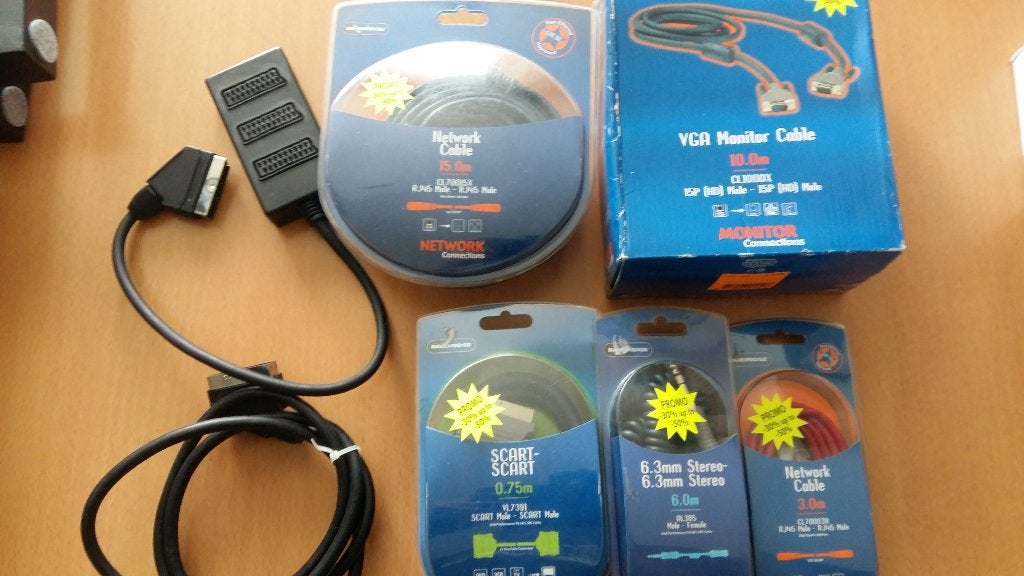 Aantal nieuwe kabels voor TV of PC, Ophalen, Nieuw, Minder dan 2 meter, Overige kabels