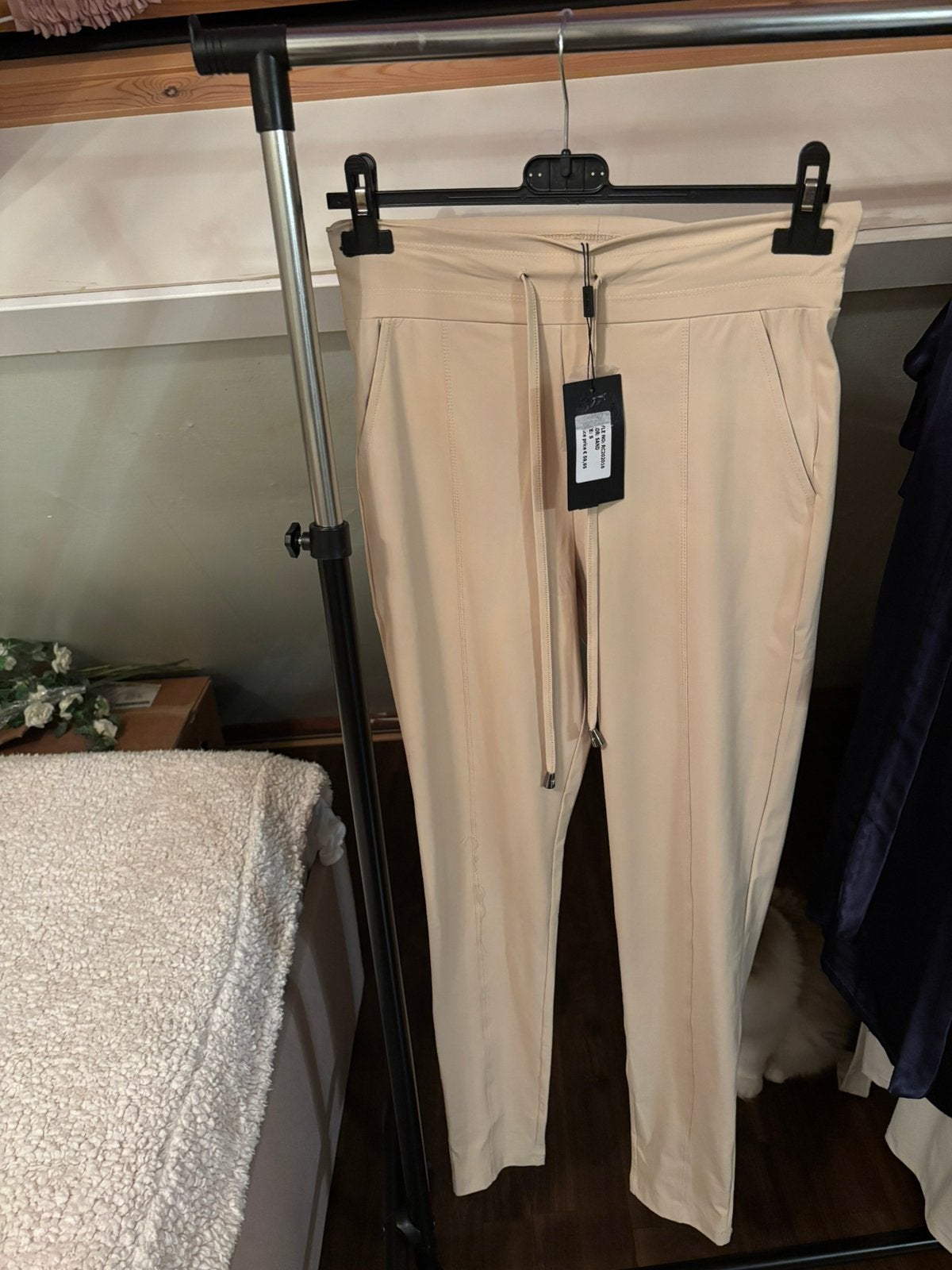 Splinternieuwe.  Mi piace broek, Kleding | Dames, Broeken en Pantalons, Beige, Nieuw, Ophalen of Verzenden, Maat 36 (S)