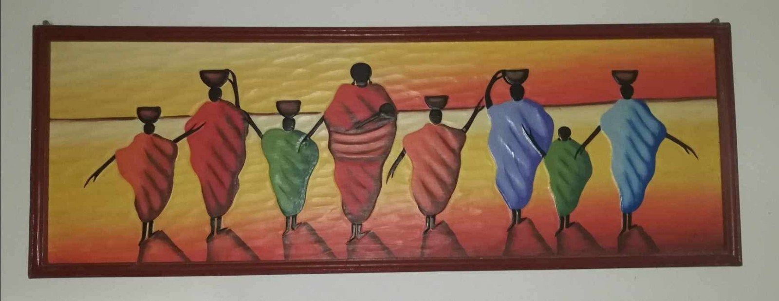 Afrikaans schilderij met figuren en waterkruiken, Antiek en Kunst, Schilderij, Afrika, Ingelijst, Geel