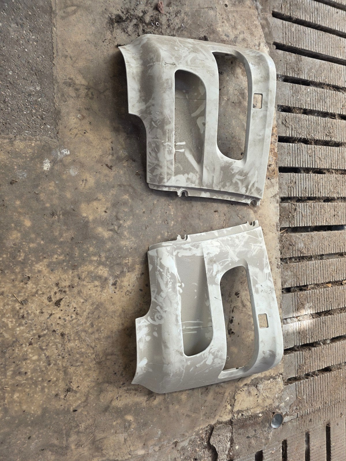 2 nieuwe koplamphoeken Daf 105 XF, Ophalen of Verzenden, Nieuw, DAF