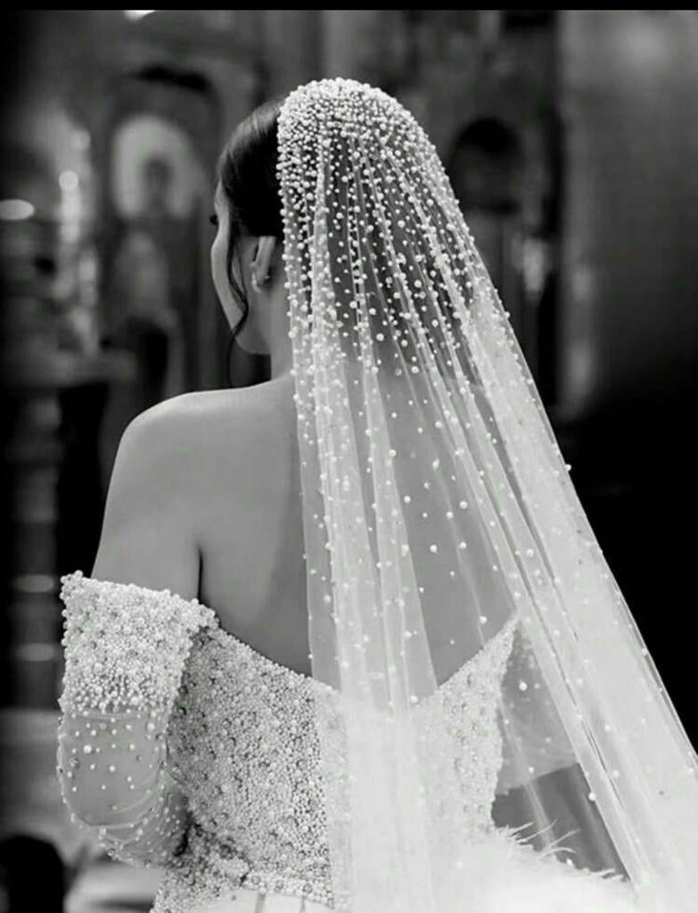 Spaanse bruidssluiers sluier weddingveil 3 meter, Kleding | Dames, Trouwkleding en Trouwaccessoires, Ophalen of Verzenden, Zo goed als nieuw
