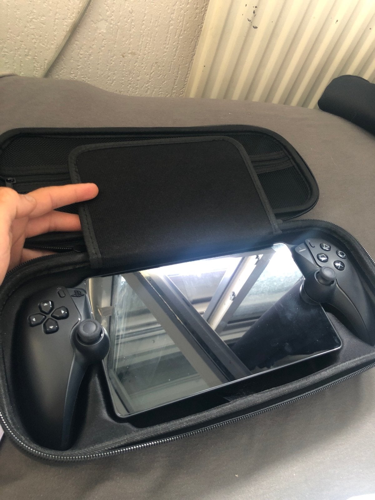 PlayStation Portal met beschermhoes doos aanwezig, Ophalen of Verzenden, Zo goed als nieuw, Overige typen, PlayStation 5