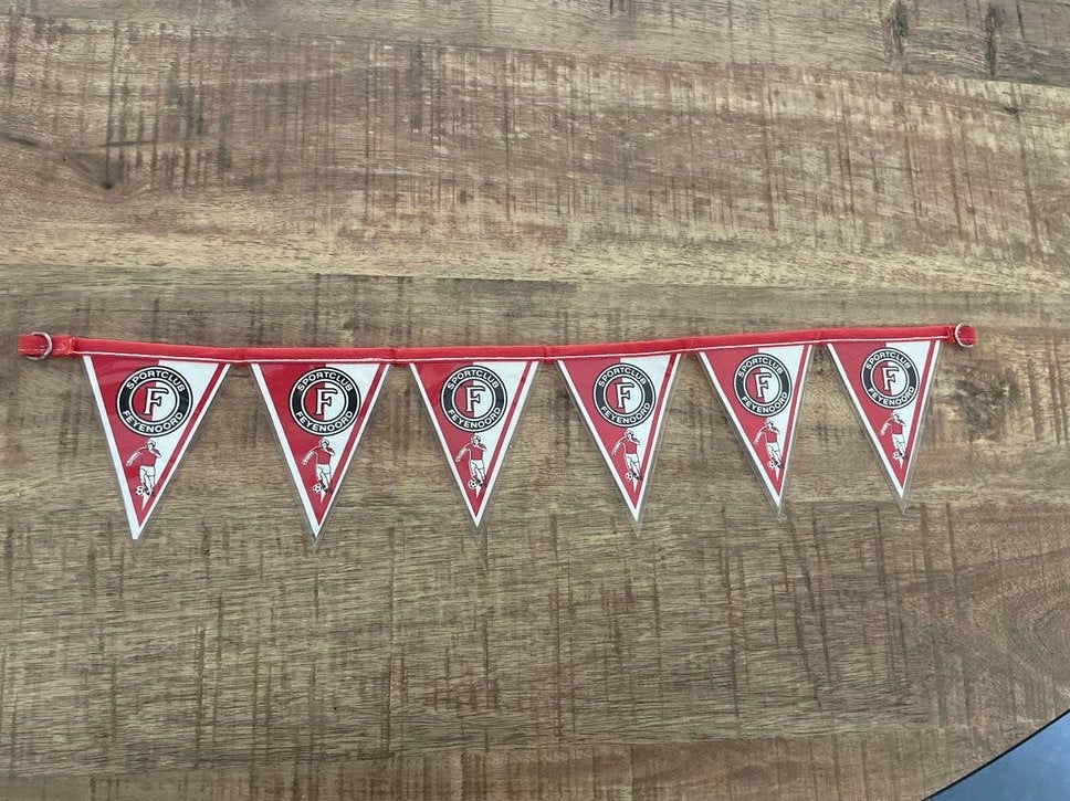 Feyenoord vaantjes slinger - Voetbal memorabilia, Verzamelen, Sportartikelen en Voetbal, Ophalen of Verzenden, Gebruikt, Feyenoord