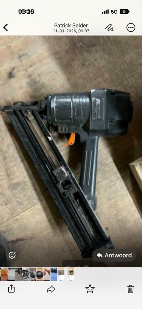 Gebruikte luchtgedreven nietmachine - Ideaal voor klussen, Doe-het-zelf en Verbouw, Gereedschap | Handgereedschap, Ophalen of Verzenden