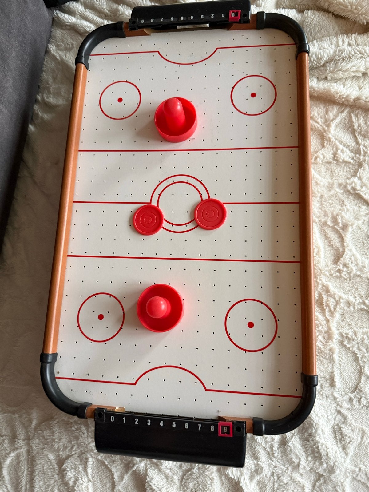 Mini Airhockey Tafel - Compact Plezier voor Thuis, Ophalen, Gebruikt, Jongen of Meisje