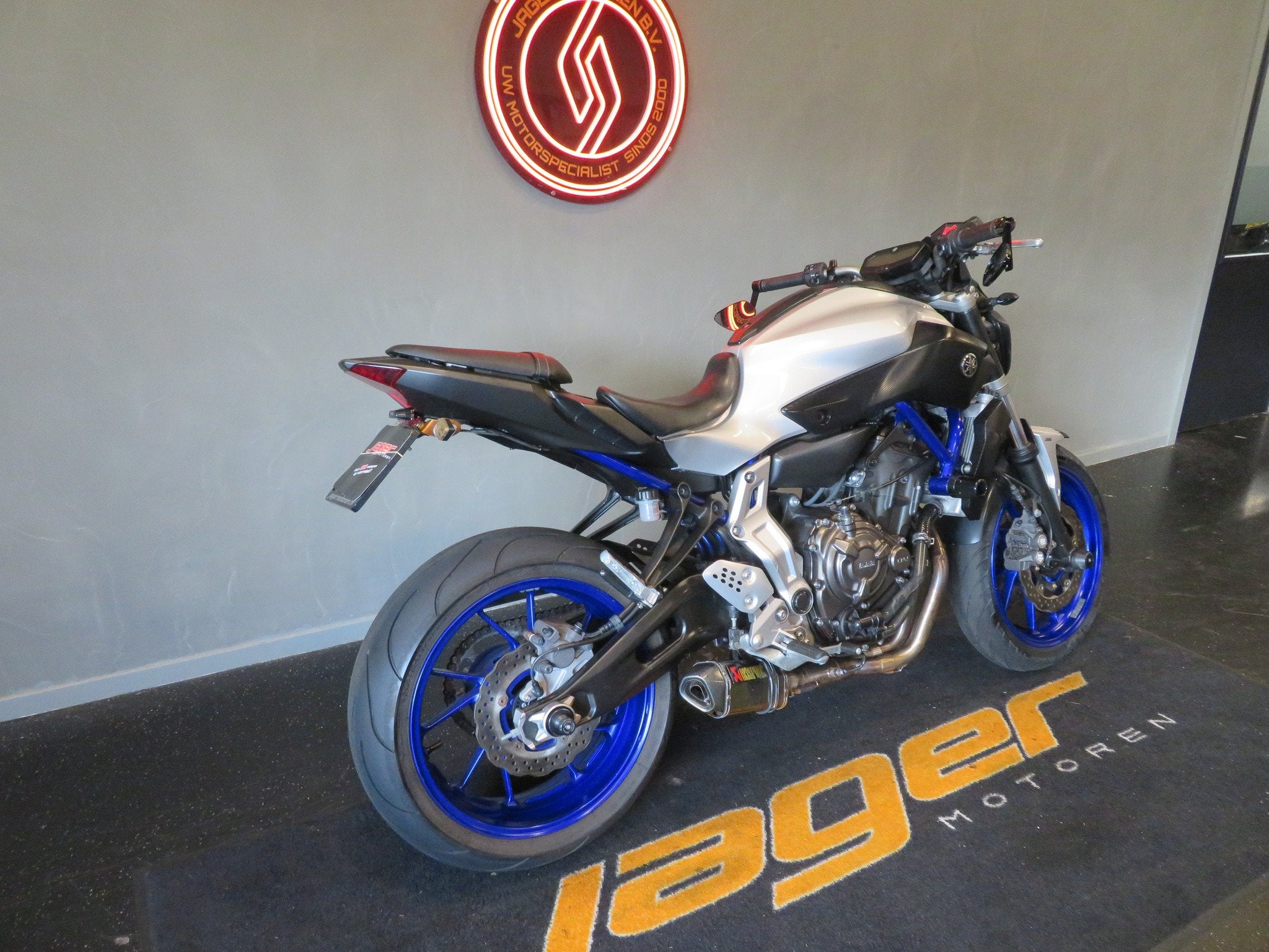 Yamaha MT-07 SUPER NETJES AKRA (bj 2015), Motoren, Motoren | Yamaha, Bedrijf, Naked bike