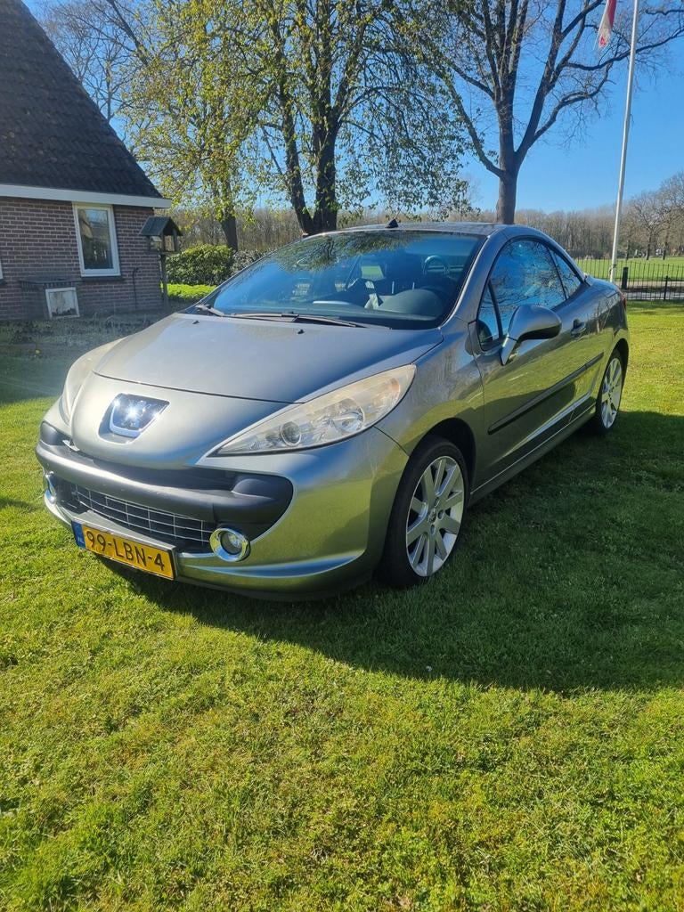 Peugeot 207 1.6 16V CC 88KW 2007 Grijs, Voorwielaandrijving, Zwart, 4 cilinders, Cabriolet