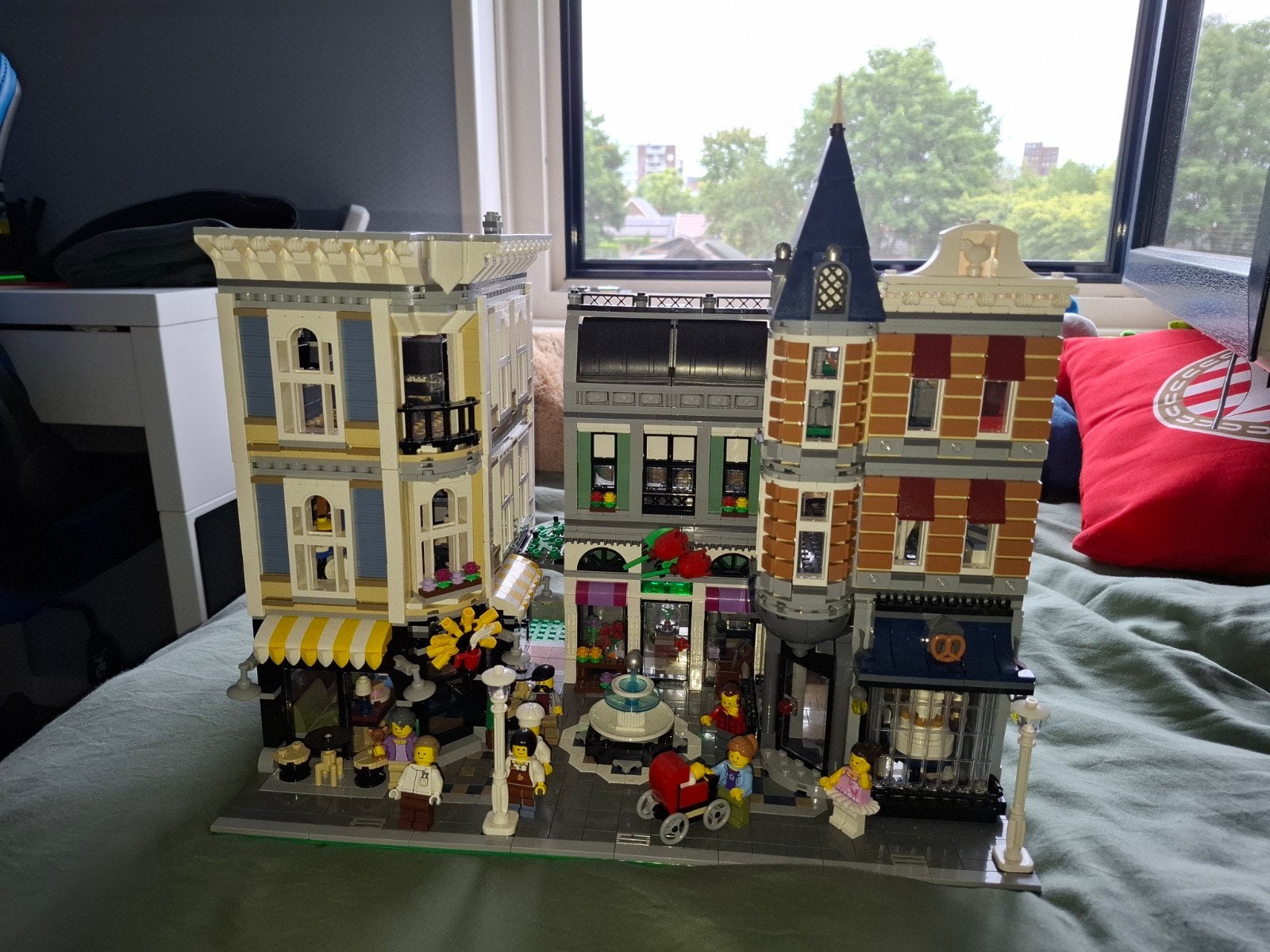 10255 lego gebouwenset, Ophalen of Verzenden, Zo goed als nieuw