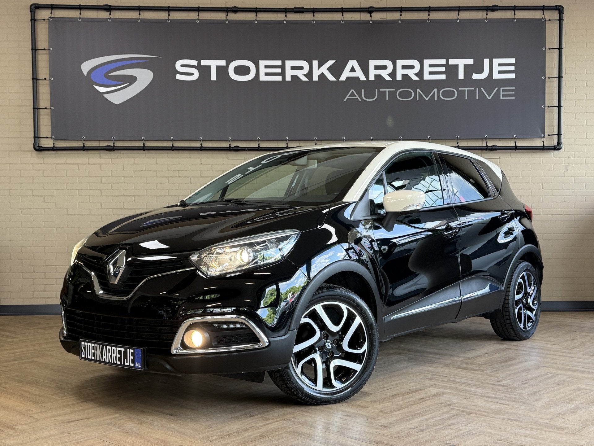 Renault Captur 0.9 TCe Dynamique Navigatie | Clima | 17" | C, Voorwielaandrijving, 898 cc, Stof, Gebruikt