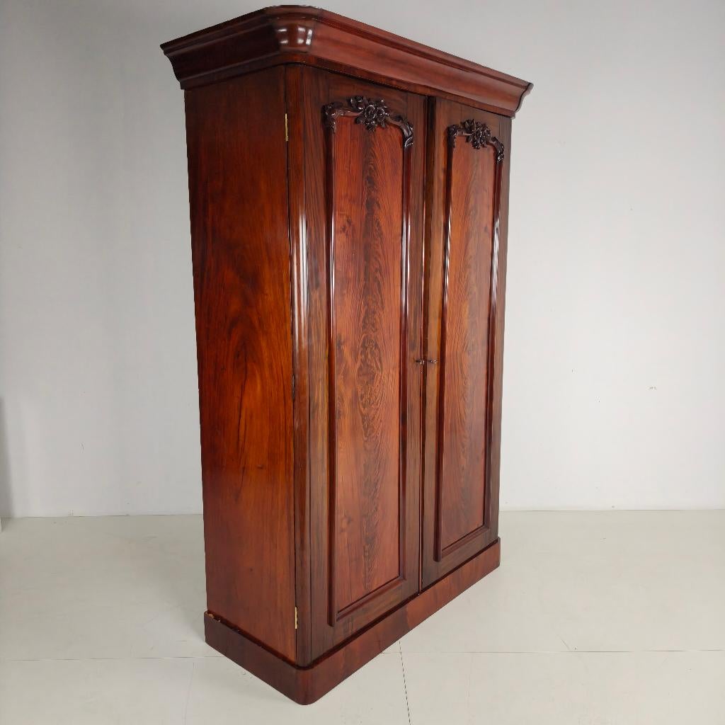 Victorian Wardrobe in Flamed Mahogany – circa 1860–1880, Ophalen of Verzenden