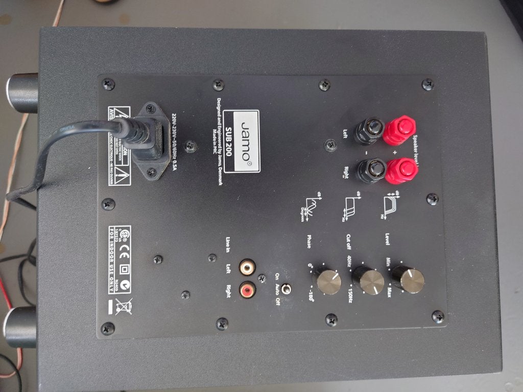 JAMO SUB 200, subwoofer, Audio, Tv en Foto, Luidsprekers, Ophalen, Gebruikt, Subwoofer, 60 tot 120 watt
