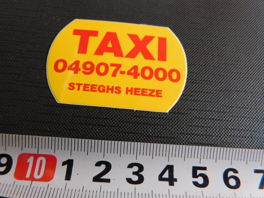 sticker Heeze TAXI STEEGHS 04907-4000, Ophalen of Verzenden, Zo goed als nieuw