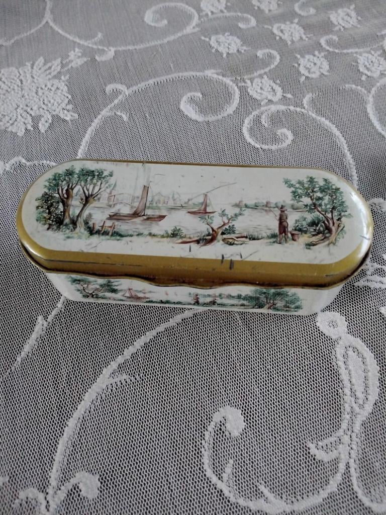 Oud lepeldoosje, Verzamelen, Blikken, Ophalen of Verzenden, Gebruikt, Overige