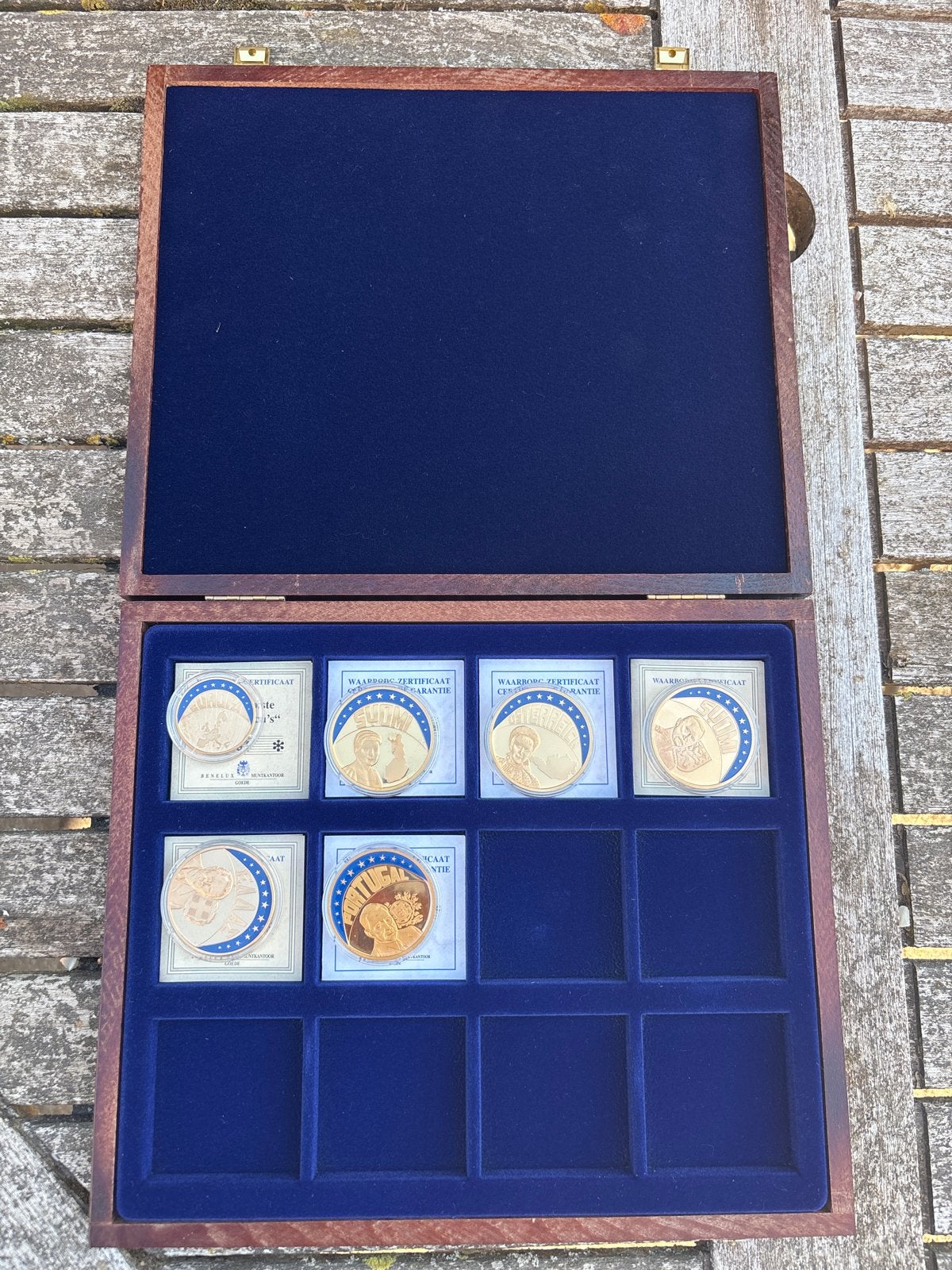 Verzamelbox met 6 Europeese munten en certificaten, Verzenden, Verzamelmap
