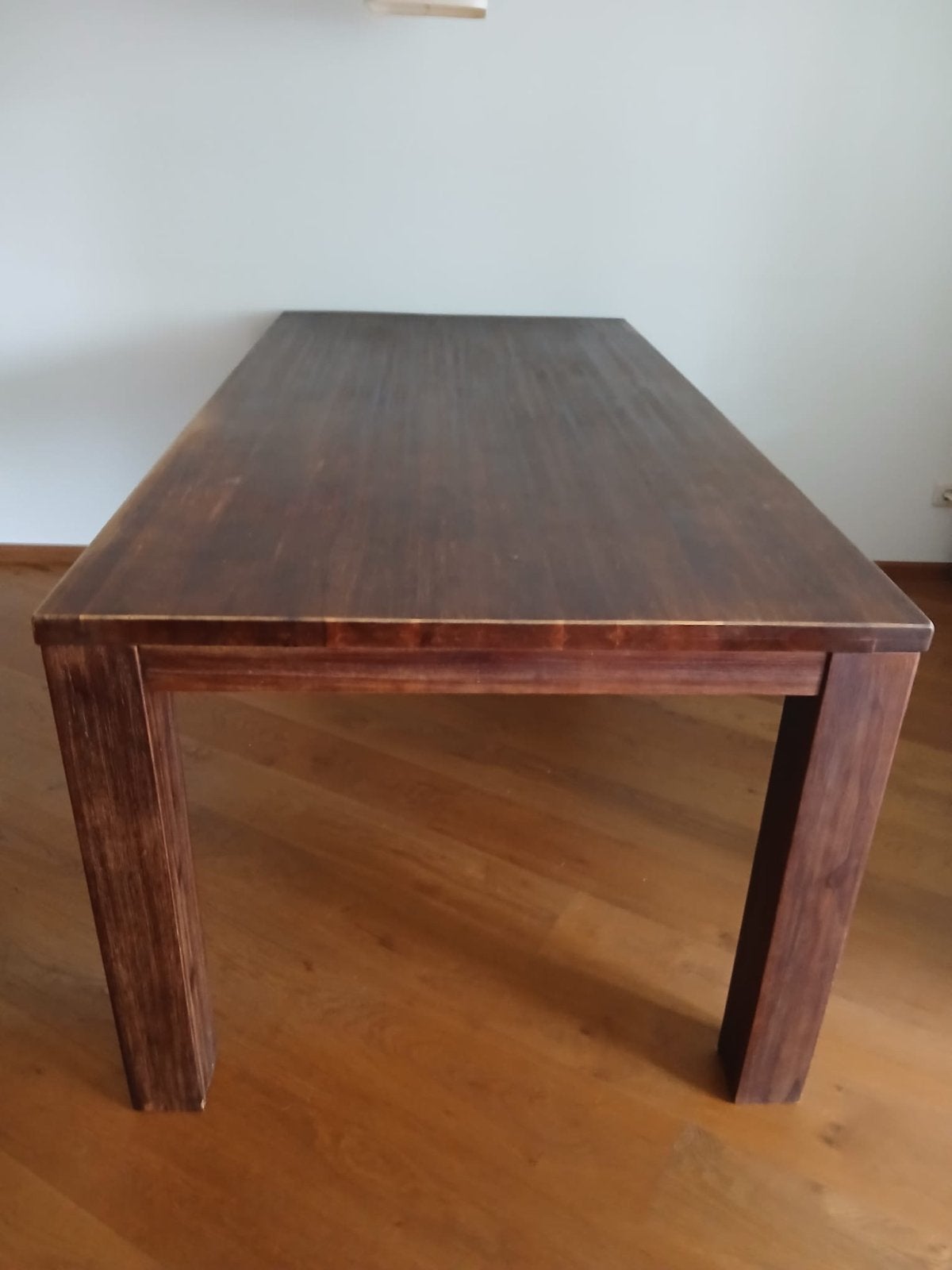 Robuuste houten eettafel, Ophalen, 50 tot 100 cm, 150 tot 200 cm, Vier personen