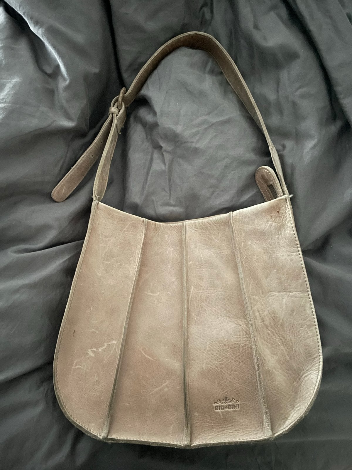 Gio&Gini Leren Schoudertas - Beige/Taupe, Overige merken, Beige, Ophalen of Verzenden, Zo goed als nieuw