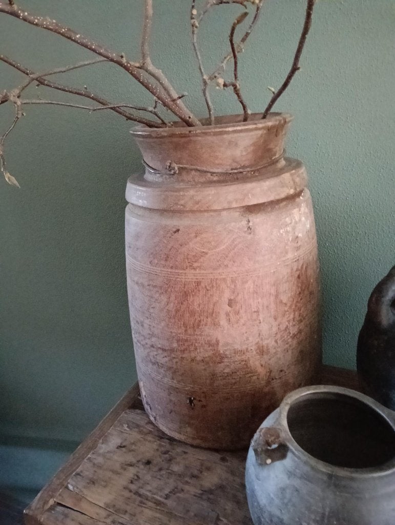 XL Aura Peeperkorn nepalese kruik 47 cm hoog, Huis en Inrichting, Ophalen of Verzenden, Zo goed als nieuw, Hout, Landelijk