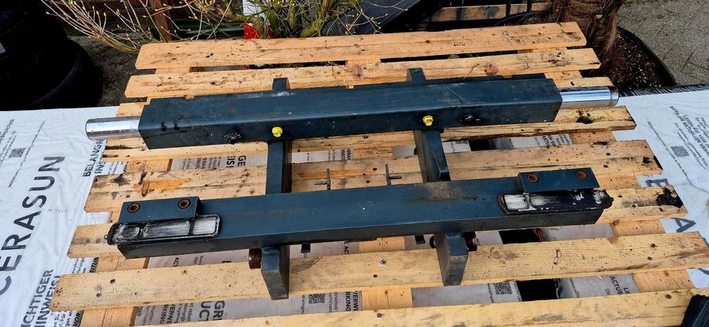 Sideshift / zijverschuiver FEM 2 voor heftruck of shovel, Ophalen