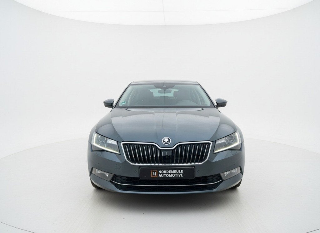 Skoda SUPERB 1.8 TSI SPORTLINE BNS, Xenon, Pano, Navi, Auto's, Skoda, Euro 6, 4 cilinders, Alcantara, Origineel Nederlands