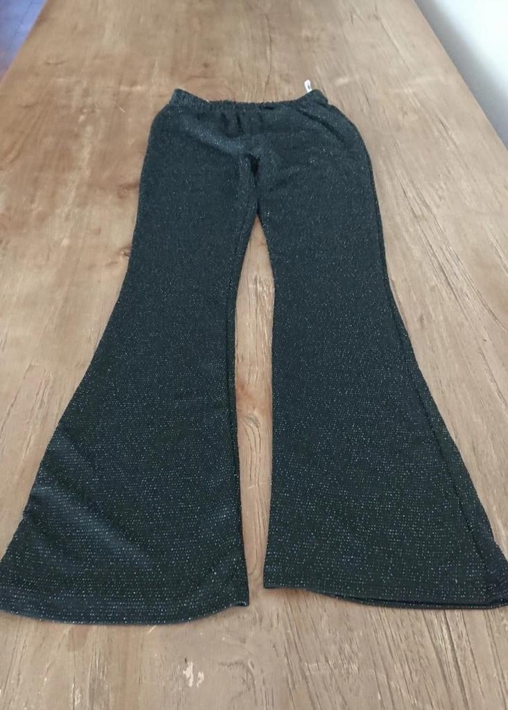 Nieuwe flared broek maat 164 met glitters, Ophalen of Verzenden, Nieuw, Meisje, Broek