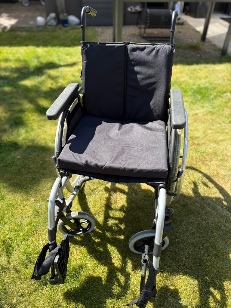 Lichtgewicht inklapbare rolstoel, Diversen, Rolstoelen, Zo goed als nieuw, Duwrolstoel, Inklapbaar, Ophalen