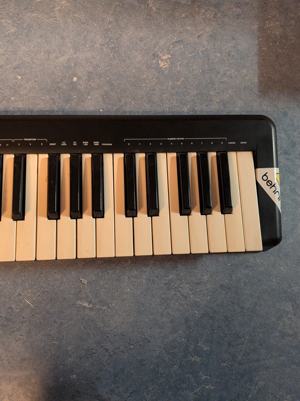 Foto 4 van Alesis Q49 USB/MIDI Keyboard Controller