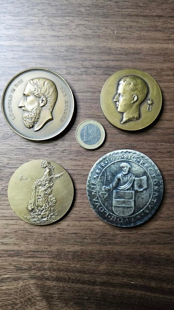 4 grote bronze.penningen belgie, Postzegels en Munten, Penningen en Medailles, Ophalen of Verzenden, Overige materialen