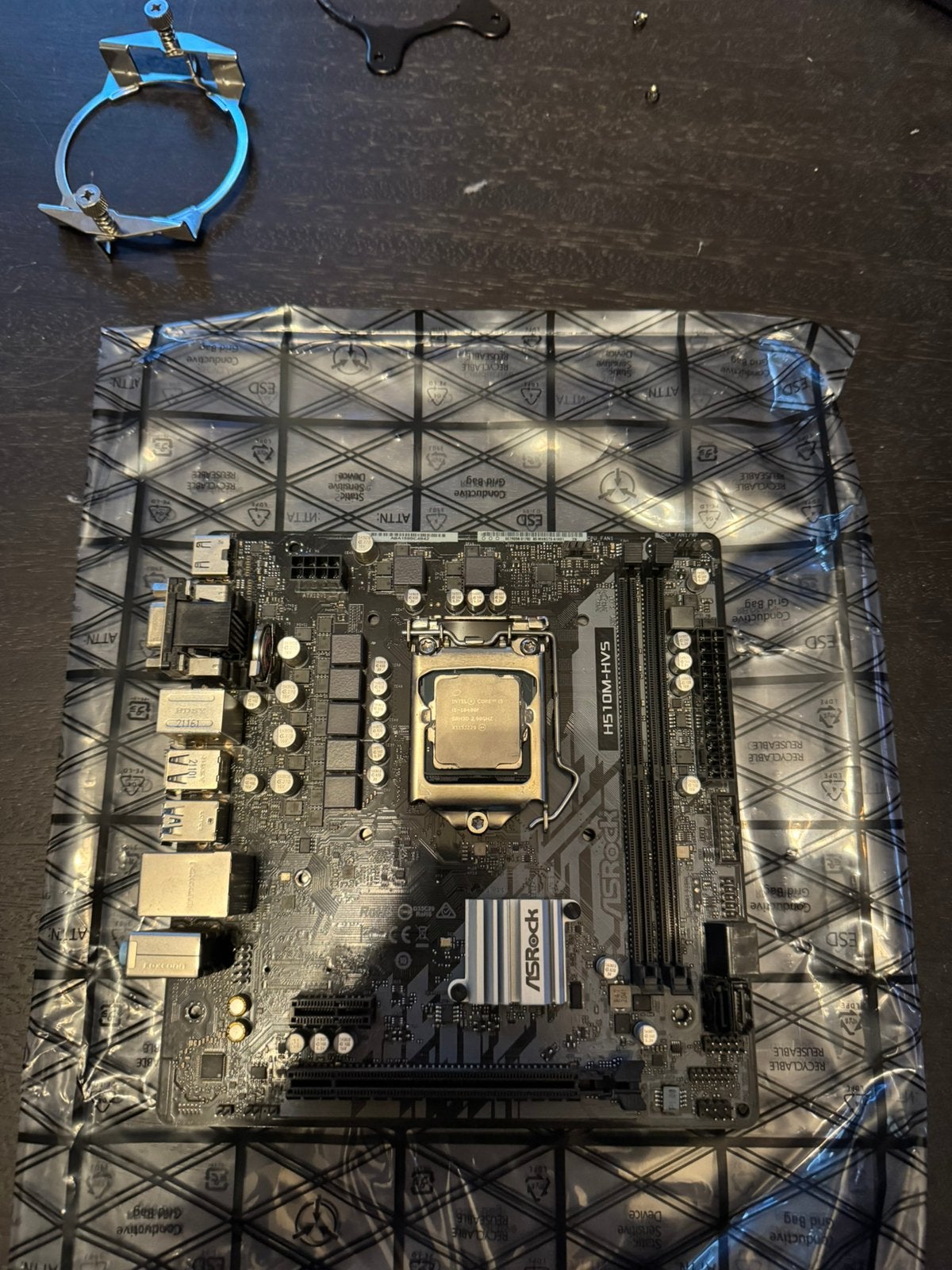 ASRock H510M-HVS + Intel Core i5-10400F – CPU + moederbord, Ophalen of Verzenden, Zo goed als nieuw