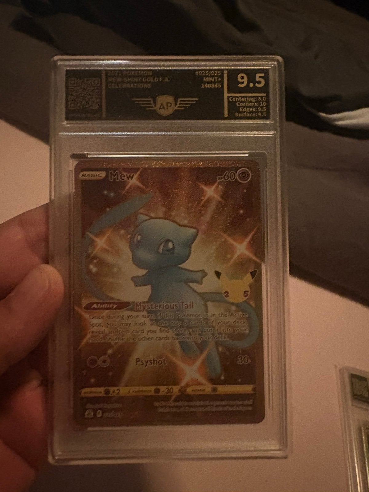 Gold mew ap graded 9,5, Ophalen of Verzenden, Zo goed als nieuw