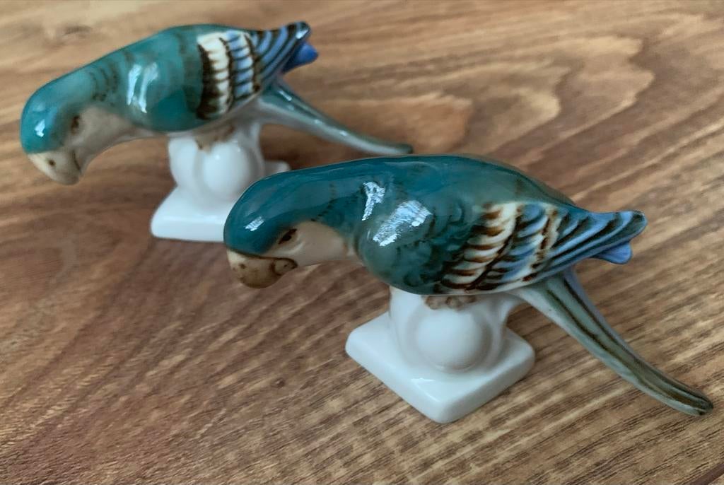 Antieke Duitse Porseleinen Papegaaien Beeldjes, Ophalen of Verzenden