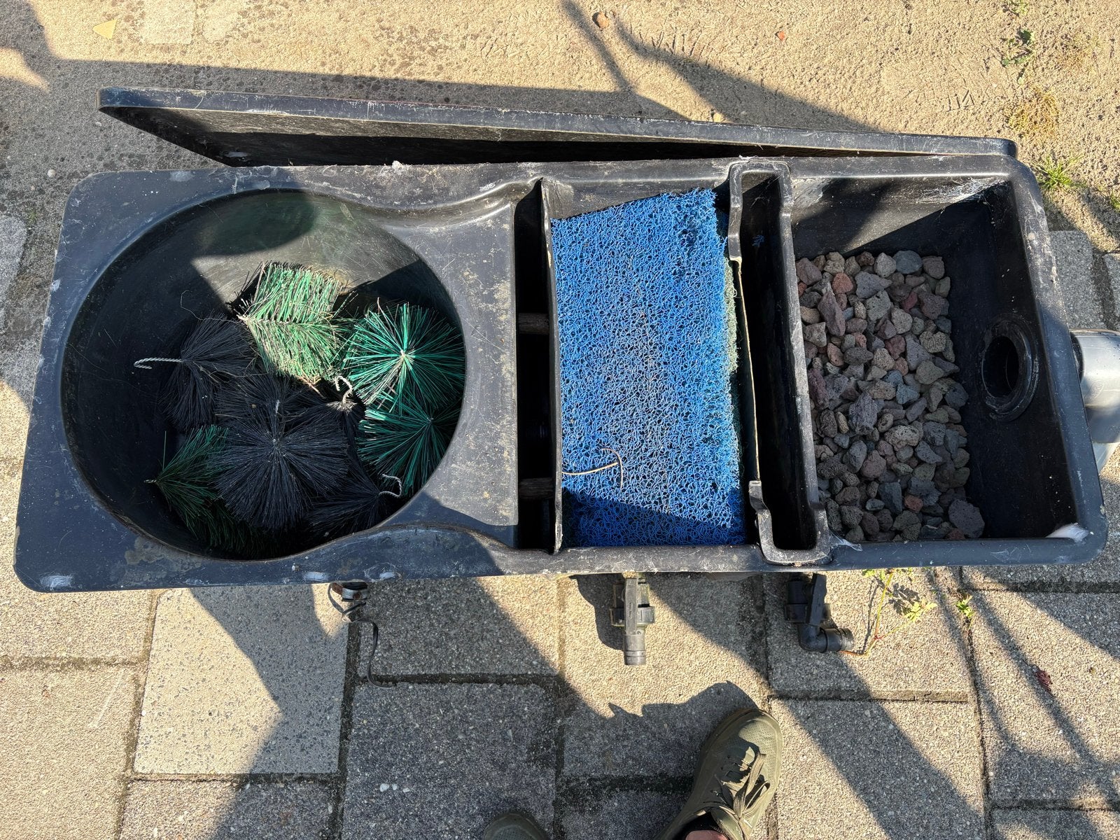 Vijverfilter met borstels en filtermat, Tuin en Terras, Vijvers, Ophalen, Gebruikt